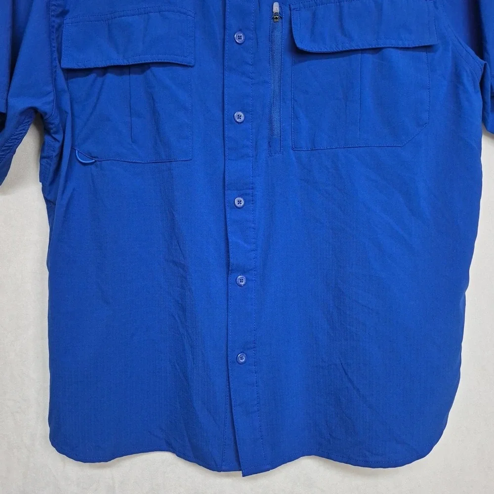 Silver Bait Mens Medium Fishing Shirt Blue Short Sleeve Vented Button Up Pockets